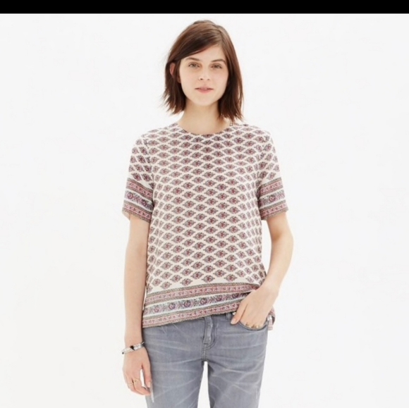 Madewell Tops - Madewell silk refined top in diamond floral tan XS